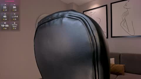 alinakravitz_ online show from October 28, 4:08 pm