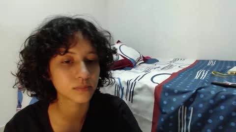 Snapshot of alinawoolf_ chatting on October 7, 11:01 pm Ali online show from October 7, 11:01 pm