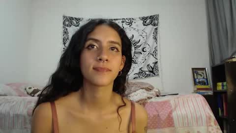 Snapshot of alinawoolf_ chatting on January 11, 8:43 am Ali online show from January 11, 8:43 am