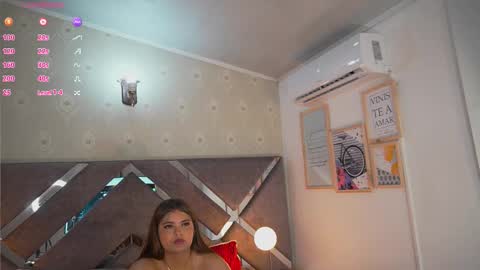 alinnajohnson online show from March 29, 10:50 am