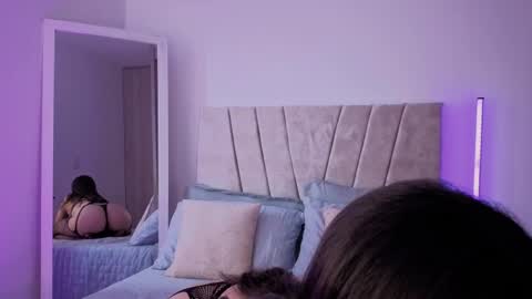     online show from April 9, 6:57 pm