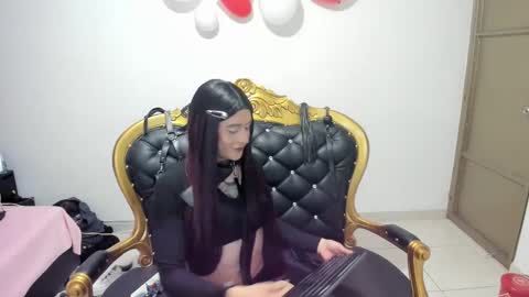 alishaa_nixx online show from February 19, 4:34 am