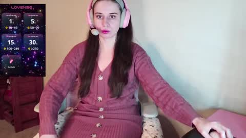 Alison Fields online show from January 9, 6:17 am