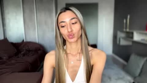 Alissa online show from July 14, 11:26 am
