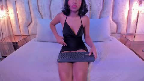 alisse_myers online show from May 14, 3:48 am