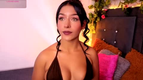 alisse_xx online show from April 9, 12:33 pm