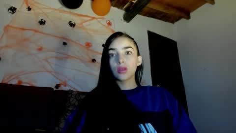 Snapshot of alisson369_ chatting on October 21, 10:20 am Alisson369 online show from October 21, 10:20 am