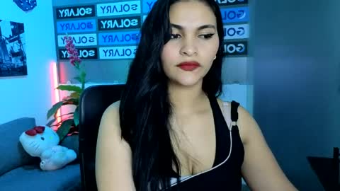 alisson_evans__ online show from April 2, 3:25 am