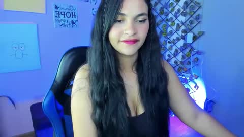 alisson_evans__ online show from November 14, 11:45 am