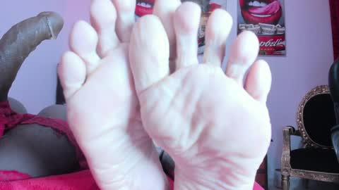 Mistress Alisson  online show from May 13, 4:05 pm