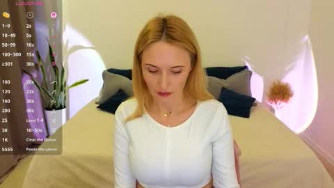 alisssarose online show from January 17, 10:40 pm