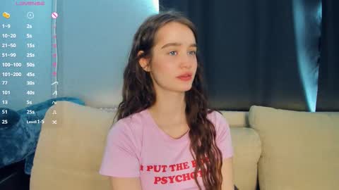 Alivia online show from March 26, 8:30 am