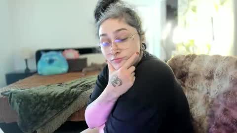 alix_valentine online show from November 18, 4:54 pm