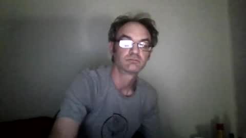 J online show from November 17, 5:43 am