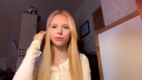 Lina online show from November 11, 10:06 am