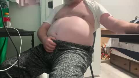 Allergictolove online show from November 19, 11:36 pm