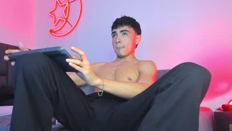 Allex online show from November 20, 2:43 am