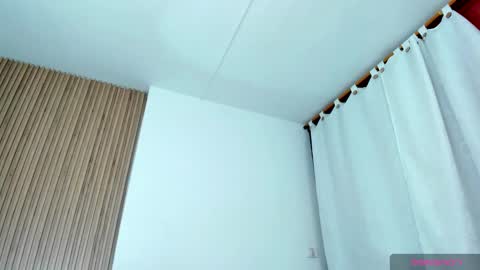 allison_fosther online show from October 3, 4:10 am