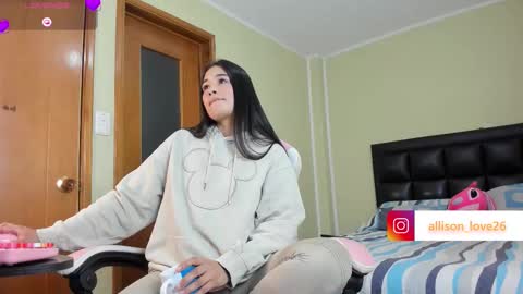 allison online show from October 23, 12:06 pm