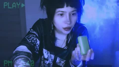 Alis online show from March 17, 10:04 pm