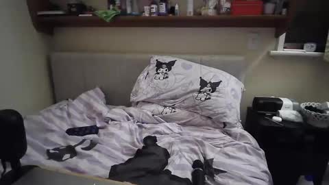 Allybfuckin online show from April 8, 11:13 am