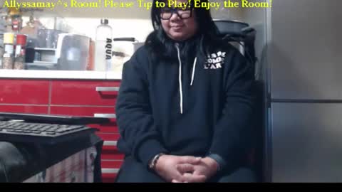 Allyssamay online show from December 3, 4:13 am