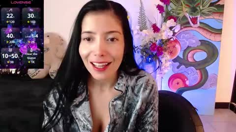 alma_art_ online show from March 5, 9:26 pm