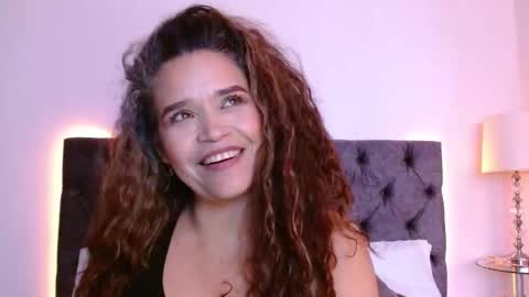 Snapshot of alma_sexyy chatting on February 12, 4:55 pm Alma online show from February 12, 4:55 pm