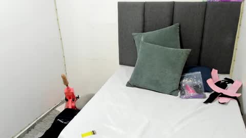 Alma online show from February 11, 8:10 pm