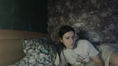 Almah online show from March 27, 5:58 pm