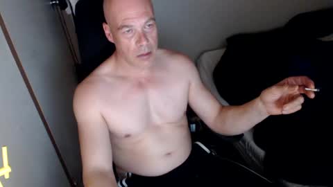 almostanything4u online show from December 7, 12:07 pm