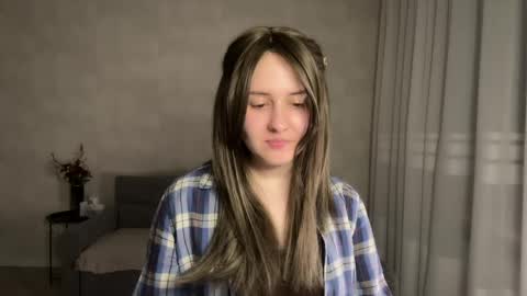 Anna online show from April 11, 7:51 pm