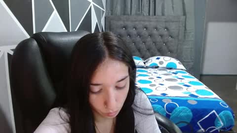 alondra online show from April 21, 6:59 pm