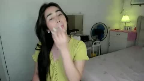 alovelydollnica online show from March 25, 1:18 pm