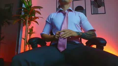 alpha_dominus_ online show from March 30, 4:34 am