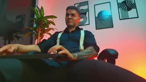 alpha_dominus_ online show from March 29, 4:25 am