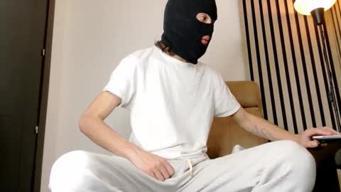 alphafindomhot online show from December 18, 6:14 pm
