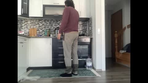 AlphAndre online show from February 19, 6:44 am