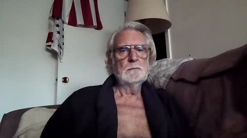 AlphaUniform online show from January 10, 6:17 pm