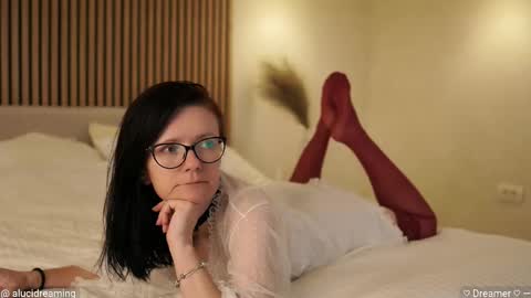 Lucid Dreaming online show from November 23, 3:43 pm