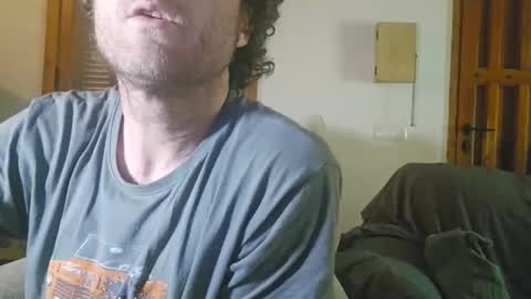 Snapshot of alvarooo1111 chatting on October 11, 11:37 am Balearicsex11 online show from October 11, 11:37 am