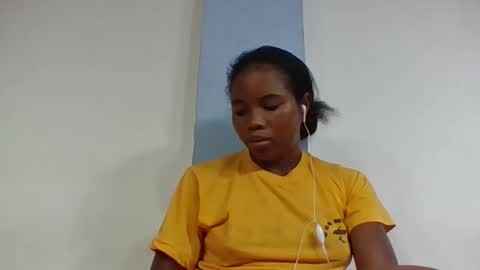 alydie7 online show from April 19, 6:10 pm