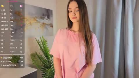 Mona online show from April 15, 4:43 pm