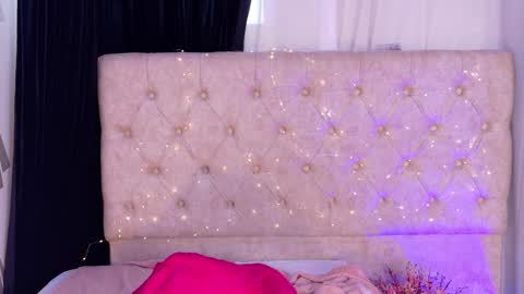 alyssa_joness online show from January 6, 5:28 pm