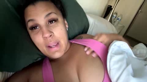 Alyssiaa online show from October 12, 4:53 pm