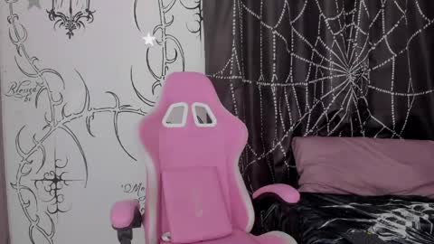    online show from May 15, 11:34 pm