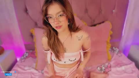 Alyy online show from March 20, 8:47 pm