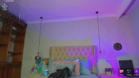 amanda29_ online show from February 23, 7:05 pm