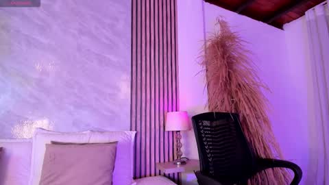 Luisa online show from October 26, 11:48 pm