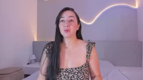 amanda_benz_ online show from July 20, 11:01 am